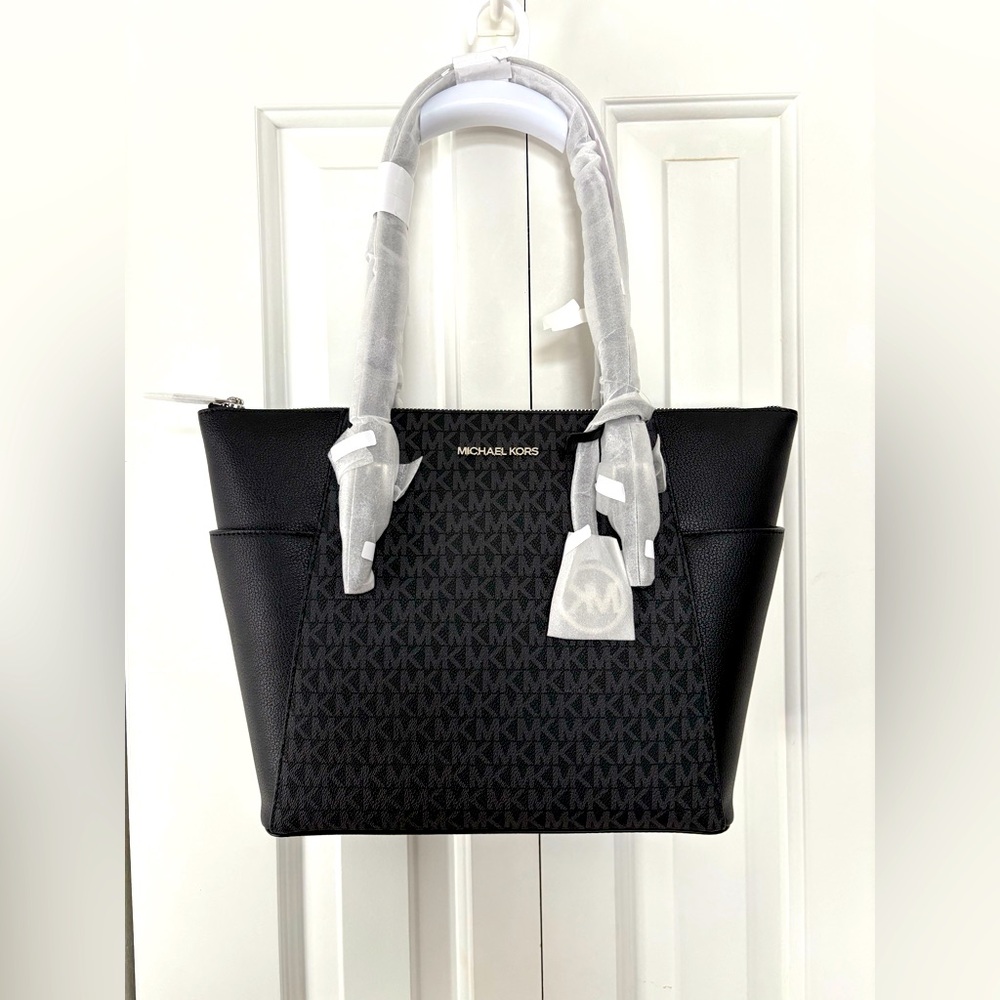 NWT - Michael Kors Charlotte Logo and Leather Tote Bag - Large - Picture 4 of 7